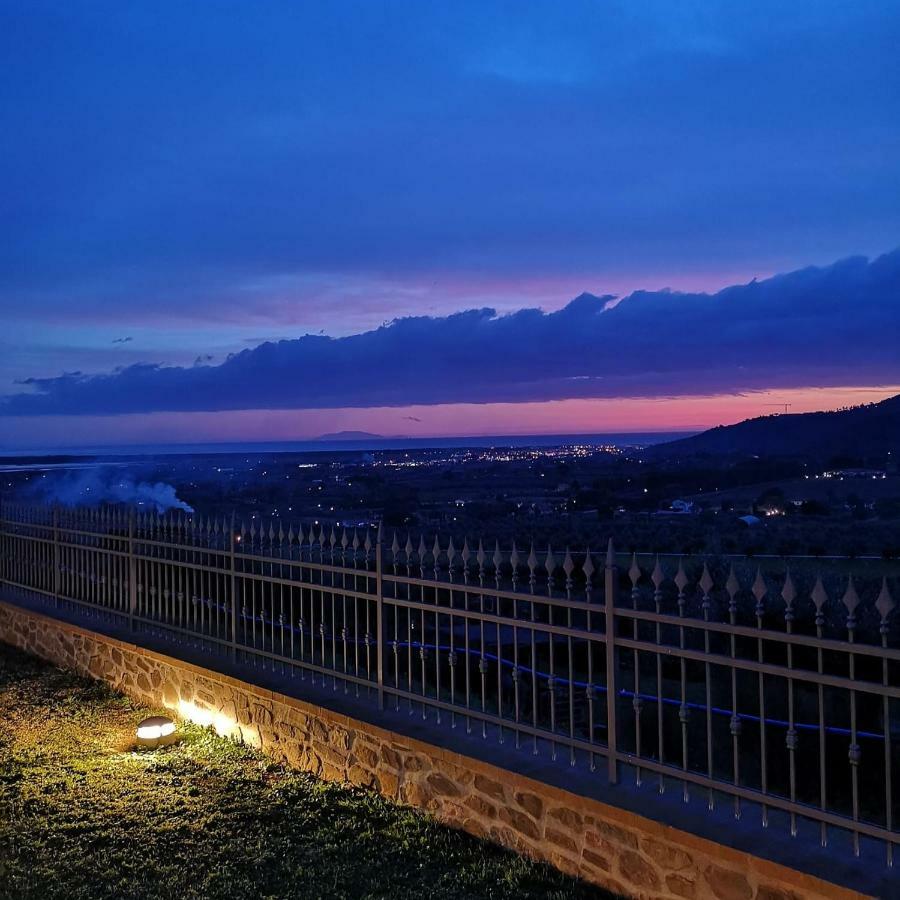 Bed and Breakfast Bellavista Prile Кастильоне-делла-Пеская Экстерьер фото